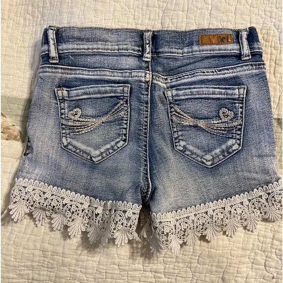 Lei Chelsea Girls Shorts size 8 - Picture 2 of 3